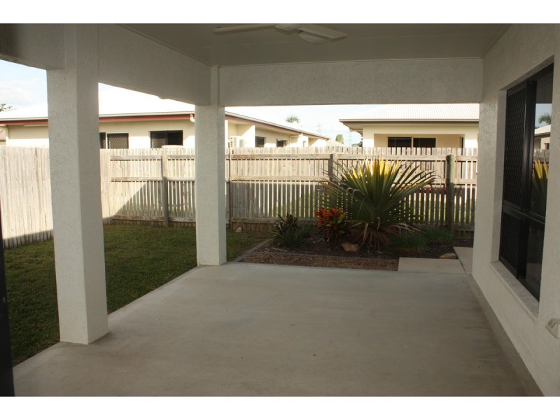 21 Skardon Place, Kelso QLD 4815