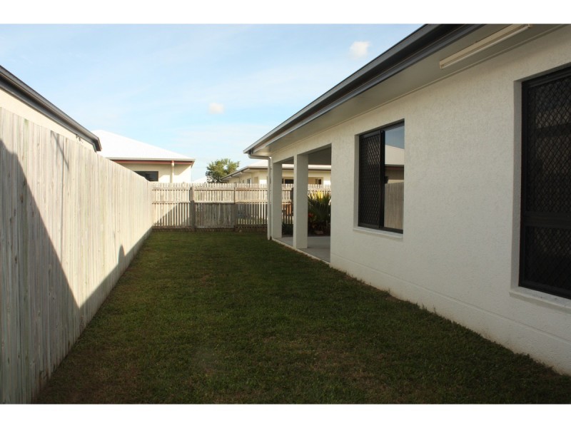 21 Skardon Place, Kelso QLD 4815