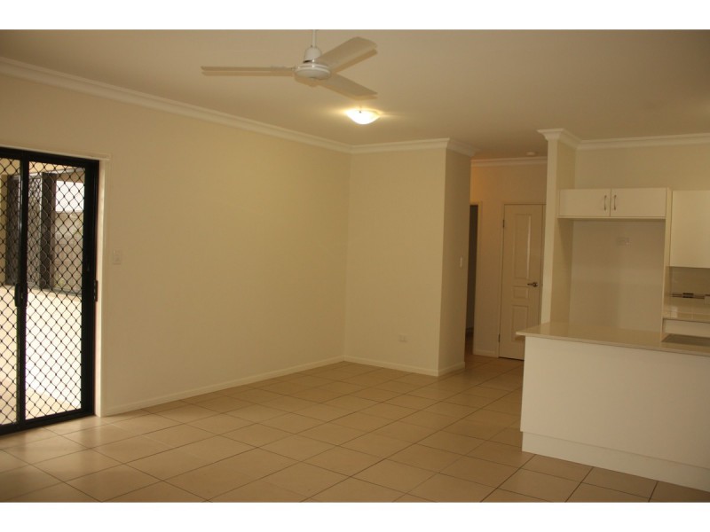 39 Raynesford Drive, Mount Louisa QLD 4814