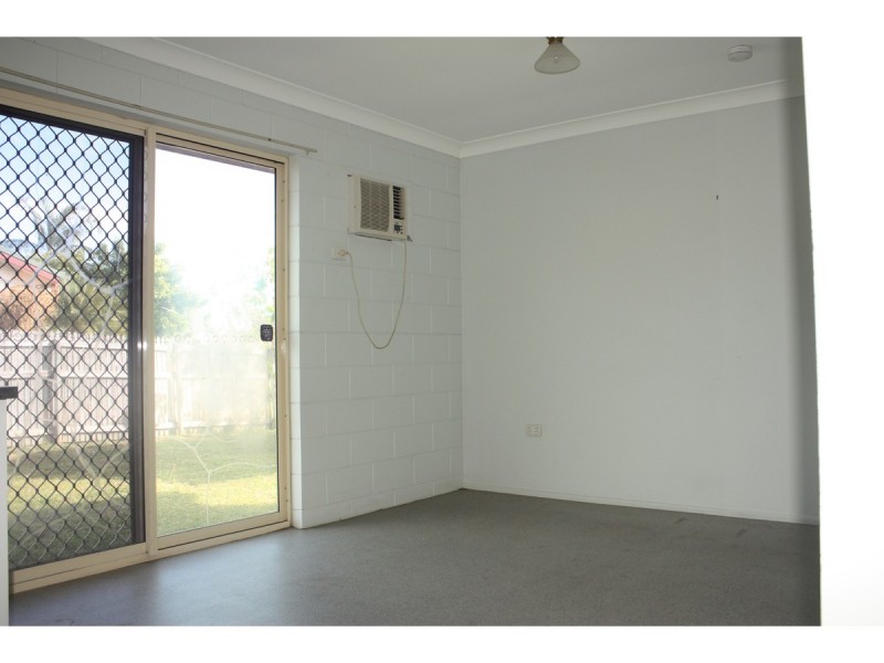 2 Lyndhurst Street, Mount Louisa QLD 4814