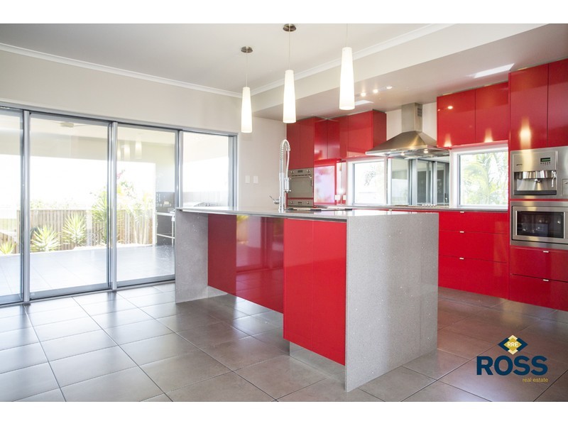 103 Goicoechea Drive, Bushland Beach QLD 4818