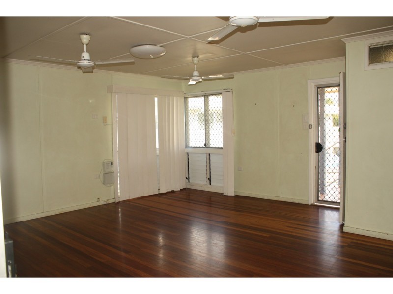 8 Warren Court, Aitkenvale QLD 4814