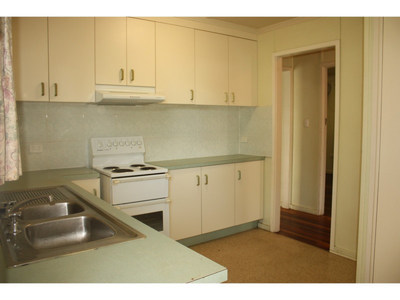 8 Warren Court, Aitkenvale QLD 4814