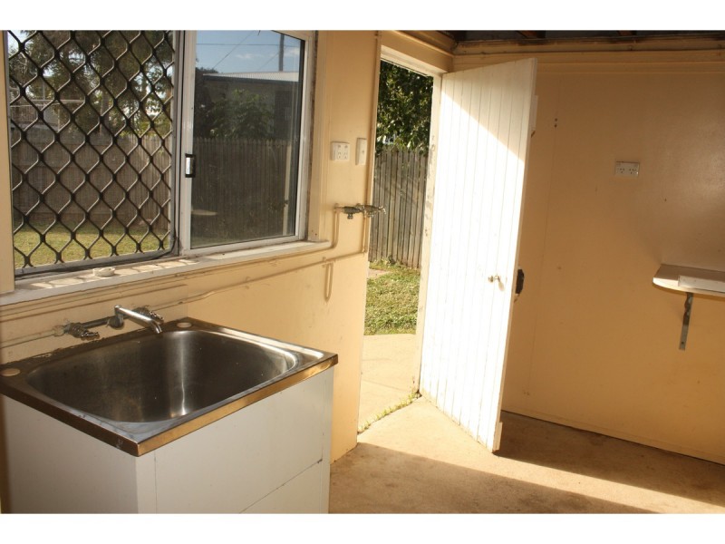 8 Warren Court, Aitkenvale QLD 4814