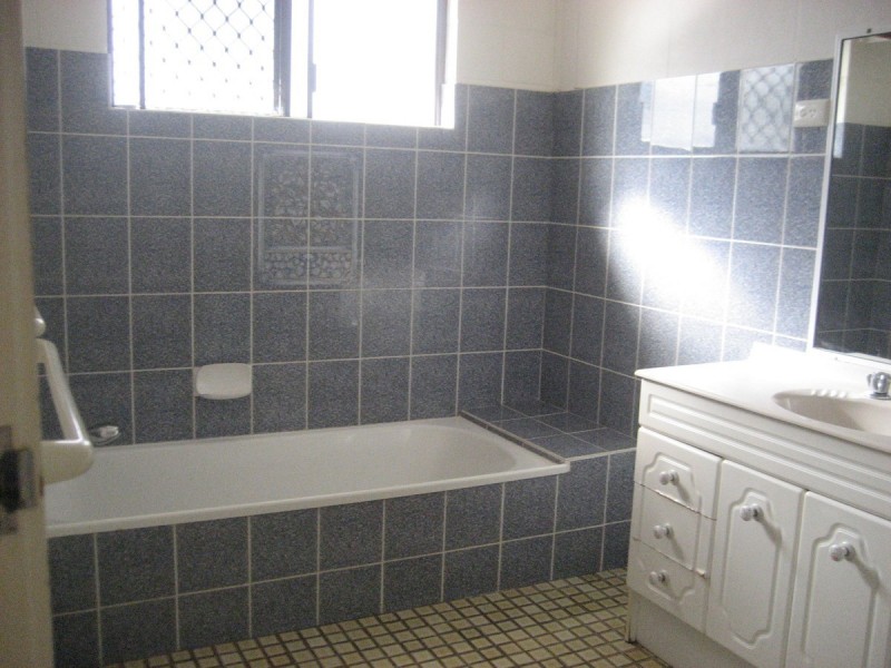 84 Framara Drive, Kelso QLD 4815