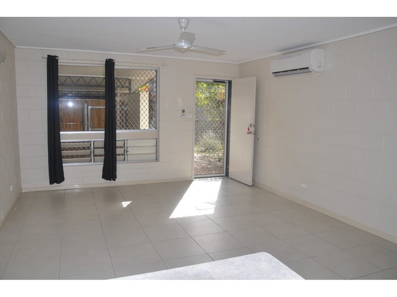 1/48 Marks Street, Hermit Park QLD 4812