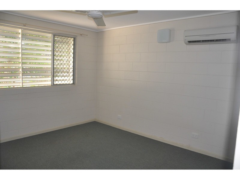 1/48 Marks Street, Hermit Park QLD 4812