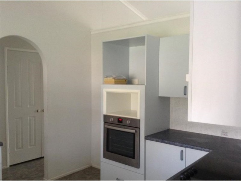 18 Deborah Street, Kelso QLD 4815