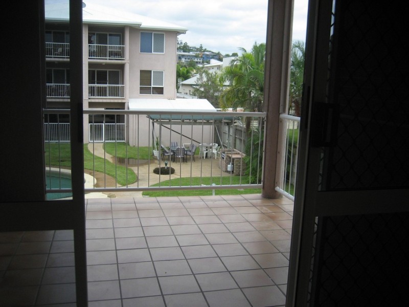 4/130 Eyre Street, North Ward QLD 4810