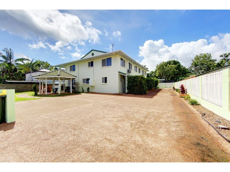 2/52 Camp Street, Mundingburra QLD 4812