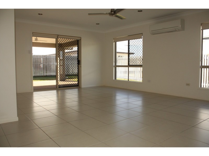 14 Nikao Street, Burdell QLD 4818