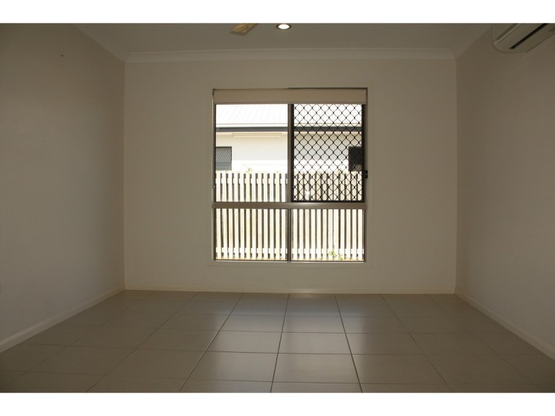 14 Nikao Street, Burdell QLD 4818