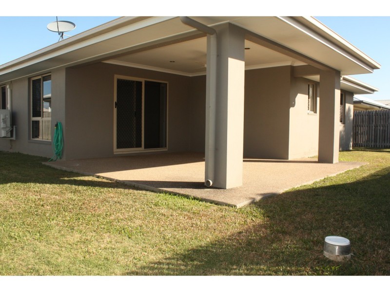 14 Nikao Street, Burdell QLD 4818