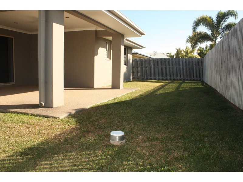 14 Nikao Street, Burdell QLD 4818