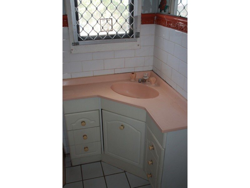 12 Nobel Street, Wulguru QLD 4811