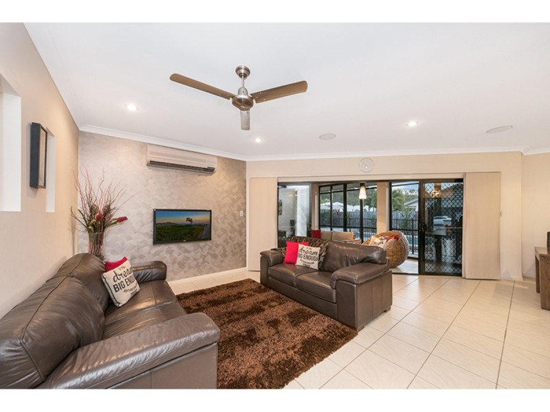 15 Tambo Court, Mount Louisa QLD 4814