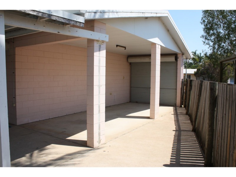 23 Salisbury Crescent, Kirwan QLD 4817