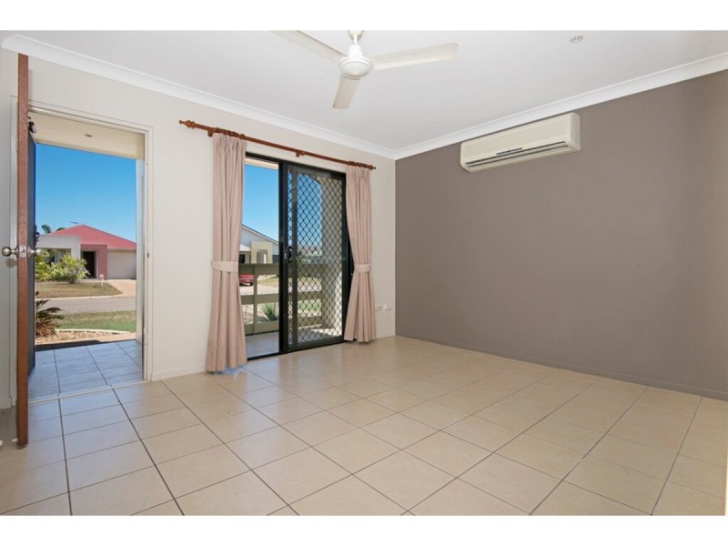 9 Wexford Crescent, Burdell QLD 4818