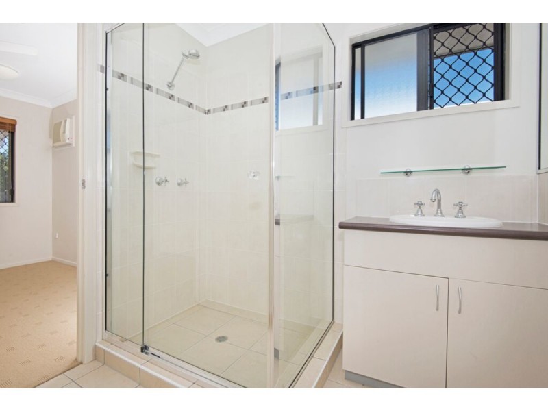 9 Wexford Crescent, Burdell QLD 4818