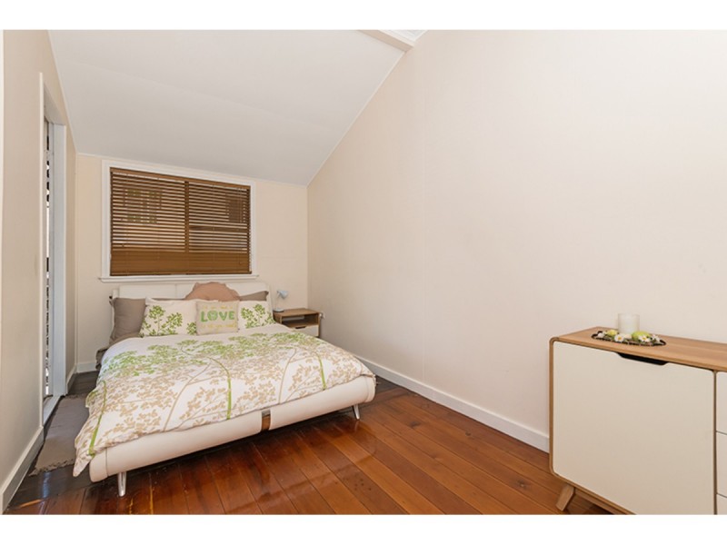 38 Armstrong Street, Hermit Park QLD 4812