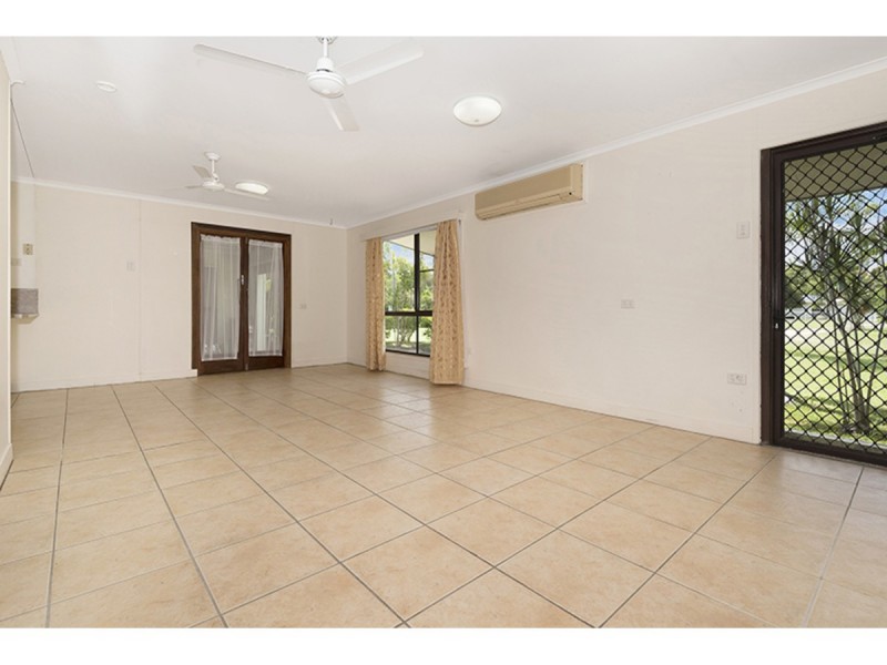 9 Landers Avenue, Rangewood QLD 4817