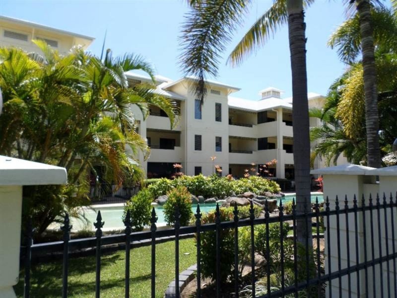 21/18 sir leslie thiess Drive, Townsville City QLD 4810