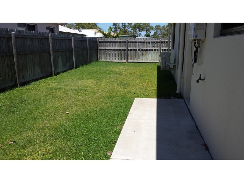 2/2 Vai Avenue, Condon QLD 4815