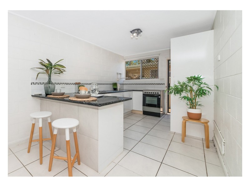 2/48 Marks Street, Hermit Park QLD 4812