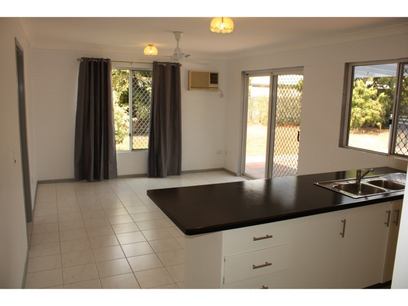 4 Mabel Court, Kelso QLD 4815