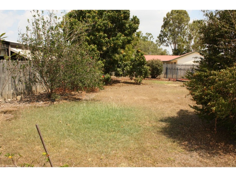 4 Mabel Court, Kelso QLD 4815