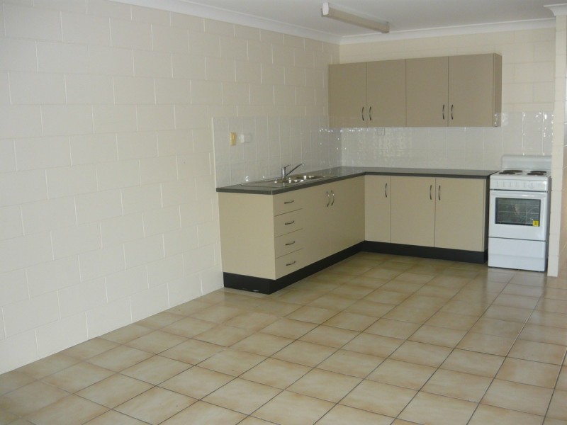 5/15 Rose Street, North Ward QLD 4810