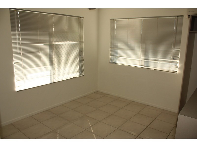 6/130 Eyre Street, North Ward QLD 4810