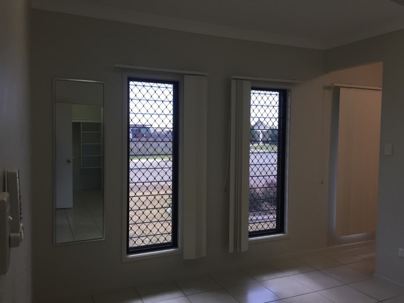 26 Stephanie Street, Rasmussen QLD 4815