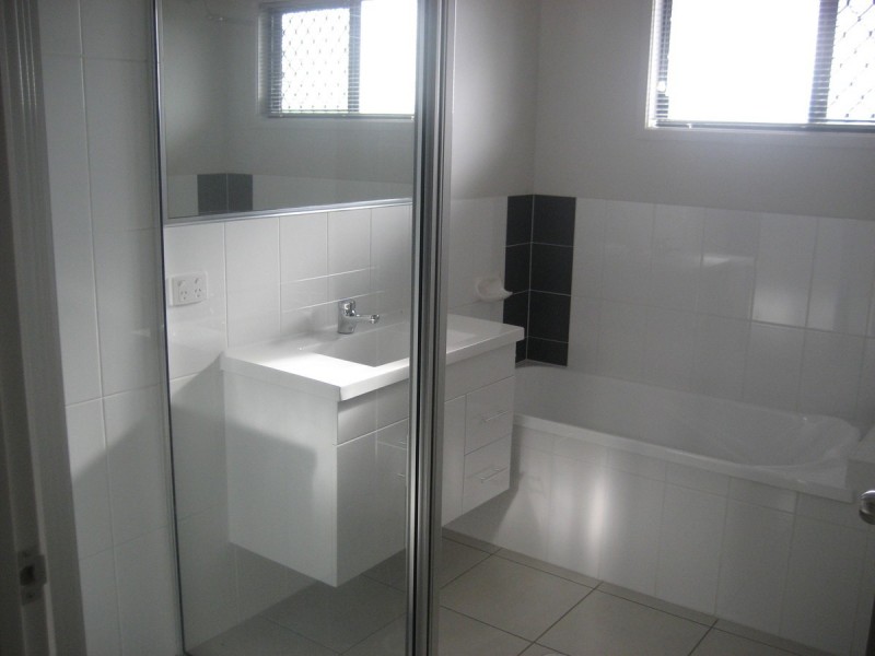 26 Stephanie Street, Rasmussen QLD 4815