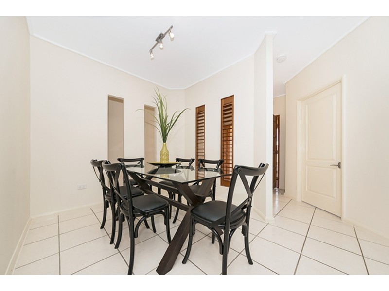 7 Teatree Court, Mount Louisa QLD 4814