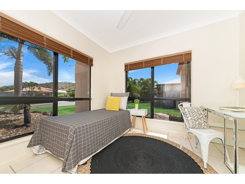 7 Teatree Court, Mount Louisa QLD 4814