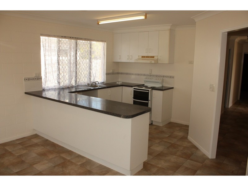 6 Arawa Street, Kelso QLD 4815