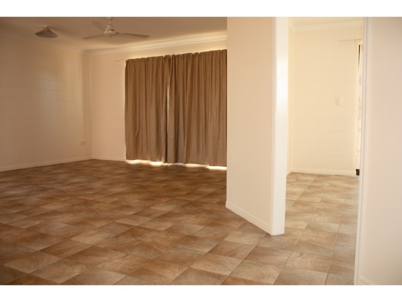 6 Arawa Street, Kelso QLD 4815