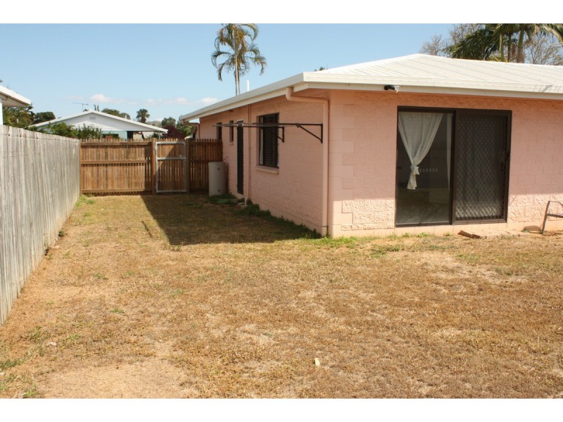 6 Arawa Street, Kelso QLD 4815