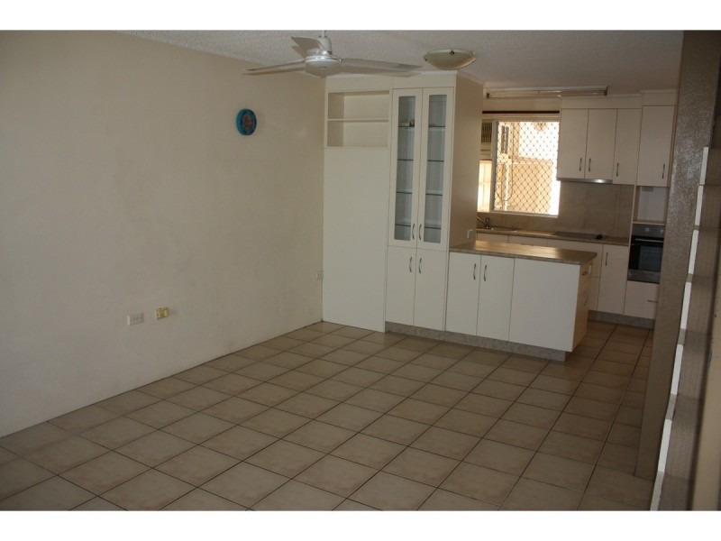 14/352 Ross River Road, Cranbrook QLD 4814