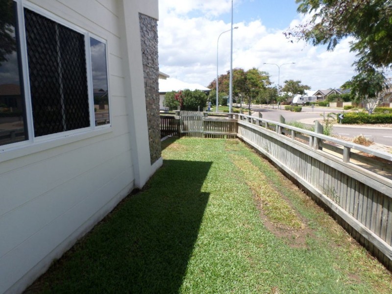 Bohle Plains QLD 4817