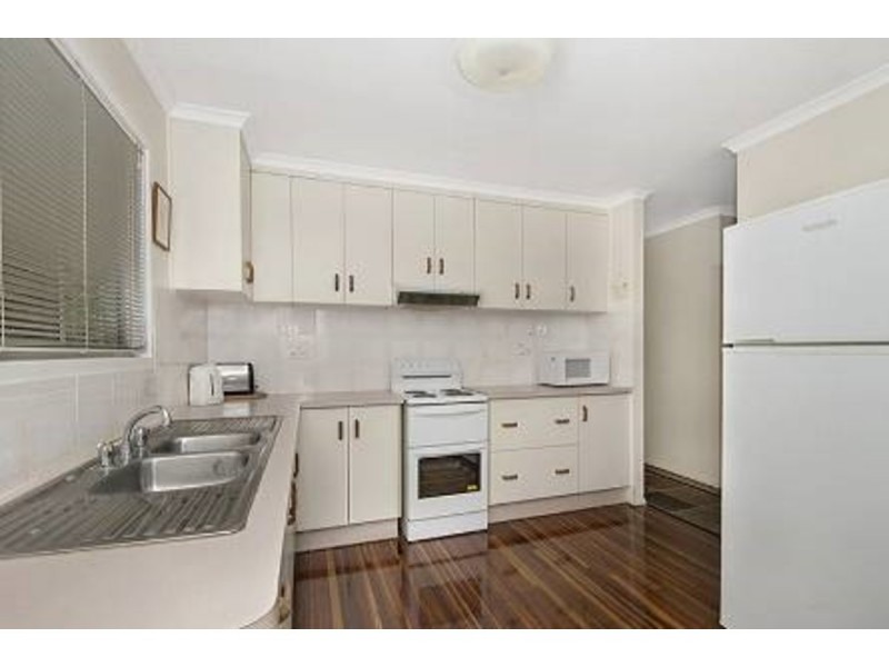 15 Lambert Street, Kirwan QLD 4817