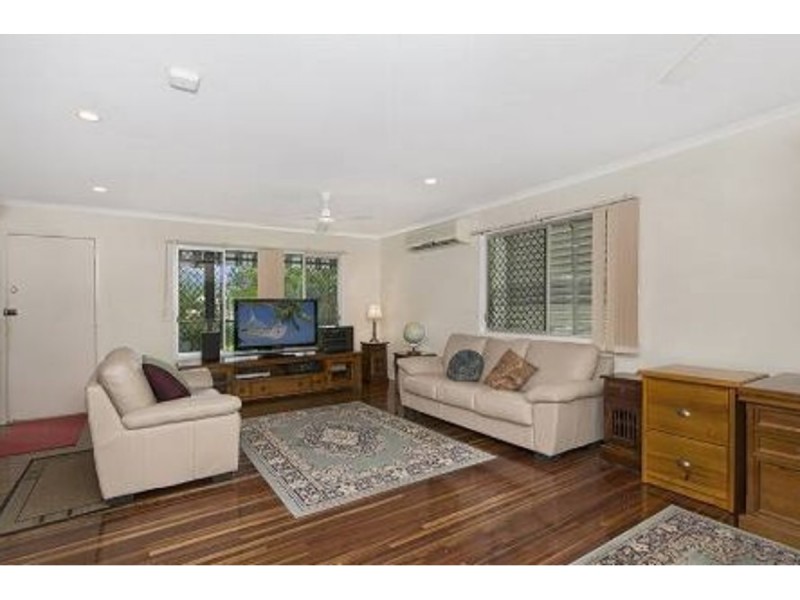 15 Lambert Street, Kirwan QLD 4817