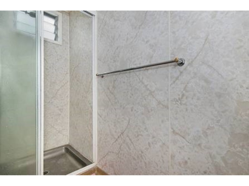 15 Lambert Street, Kirwan QLD 4817