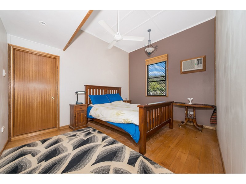 6 Norman Street, West End QLD 4810