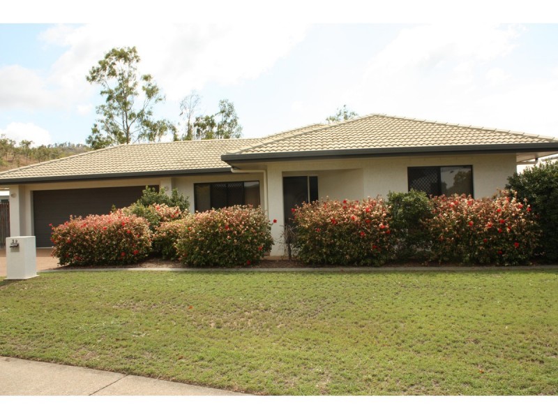 39 St Albans Road, Mount Louisa QLD 4814