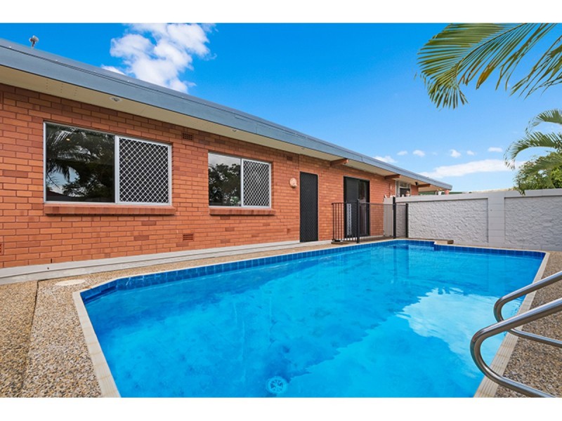 12 O’Callaghan Street, Heatley QLD 4814