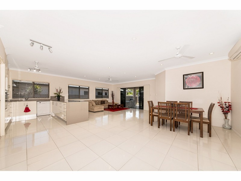 22 Thornbill Close, Kelso QLD 4815