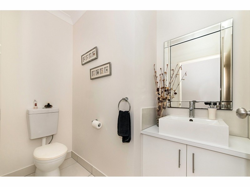 22 Thornbill Close, Kelso QLD 4815