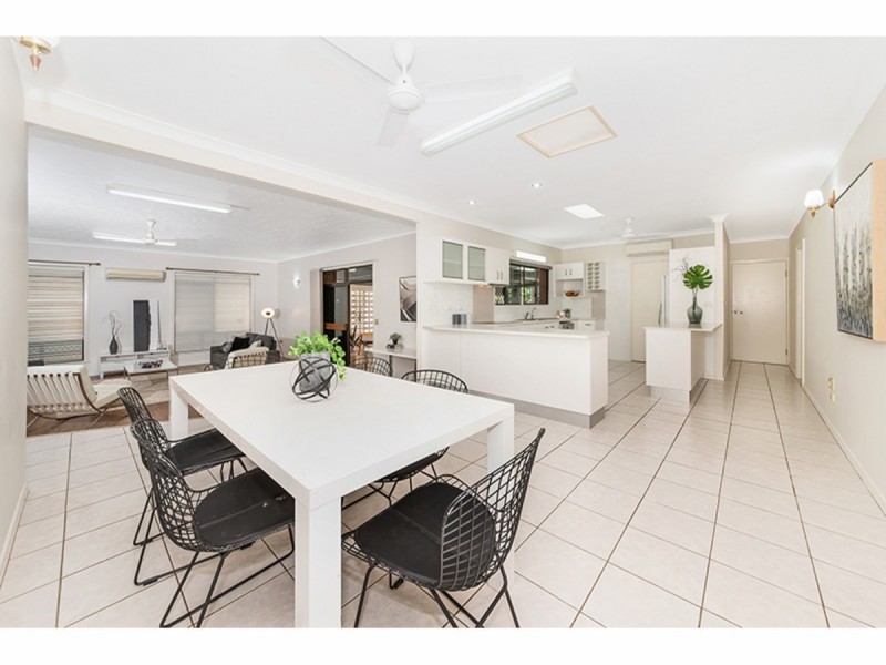 18 Sinclair Street, Annandale QLD 4814